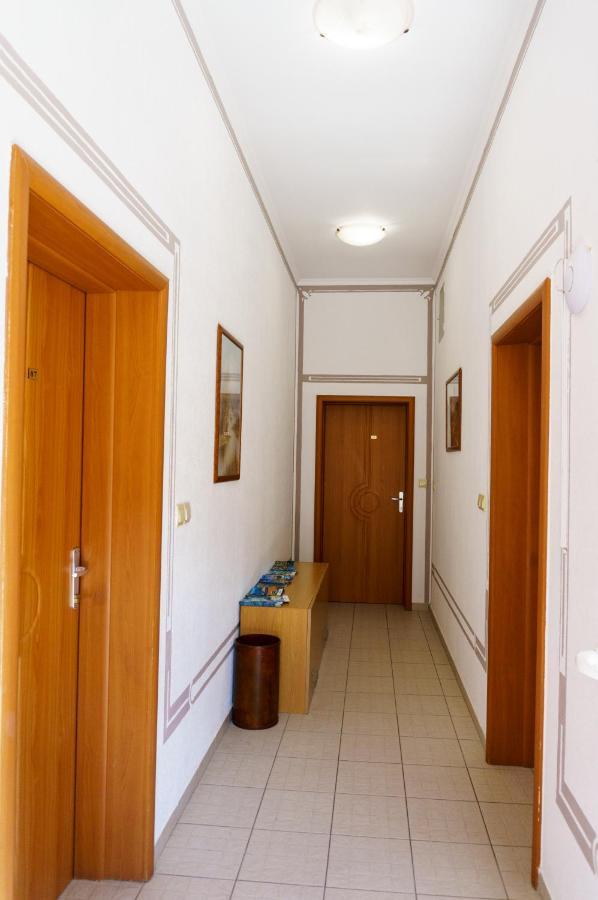 טיווט Guest House Perper מראה חיצוני תמונה